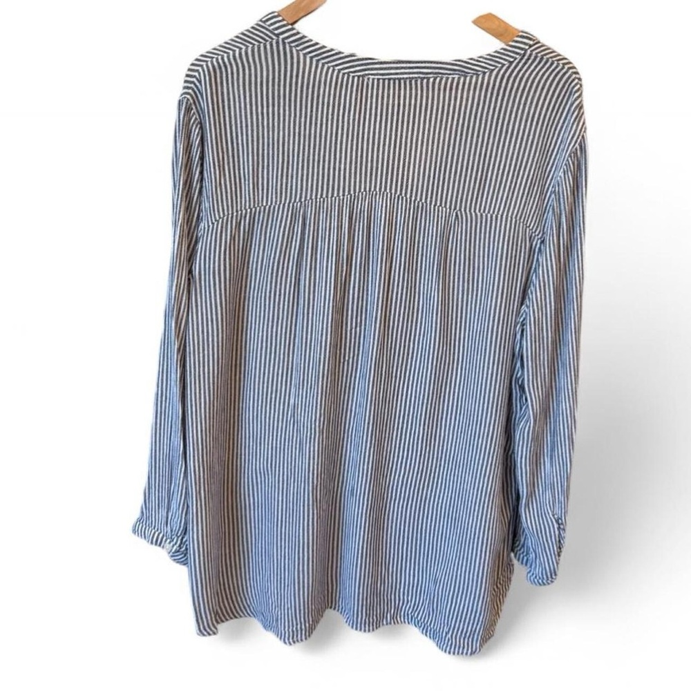 Old Navy Blue White Striped Coastal Tunic Blouse XL Rayon - Picture 5 of 9